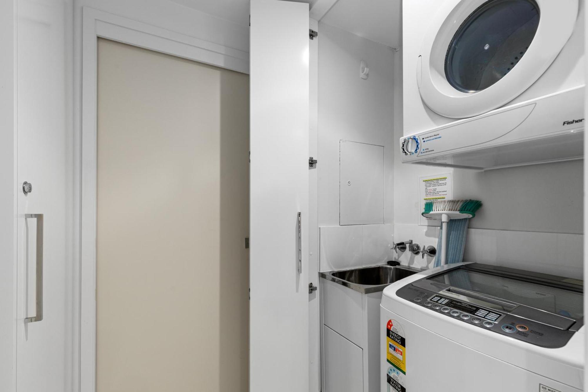 Ultra Broadbeach Голд-Кост Номер фото